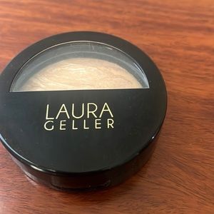 Laura Geller Baked Balance-n-Brighten in Light